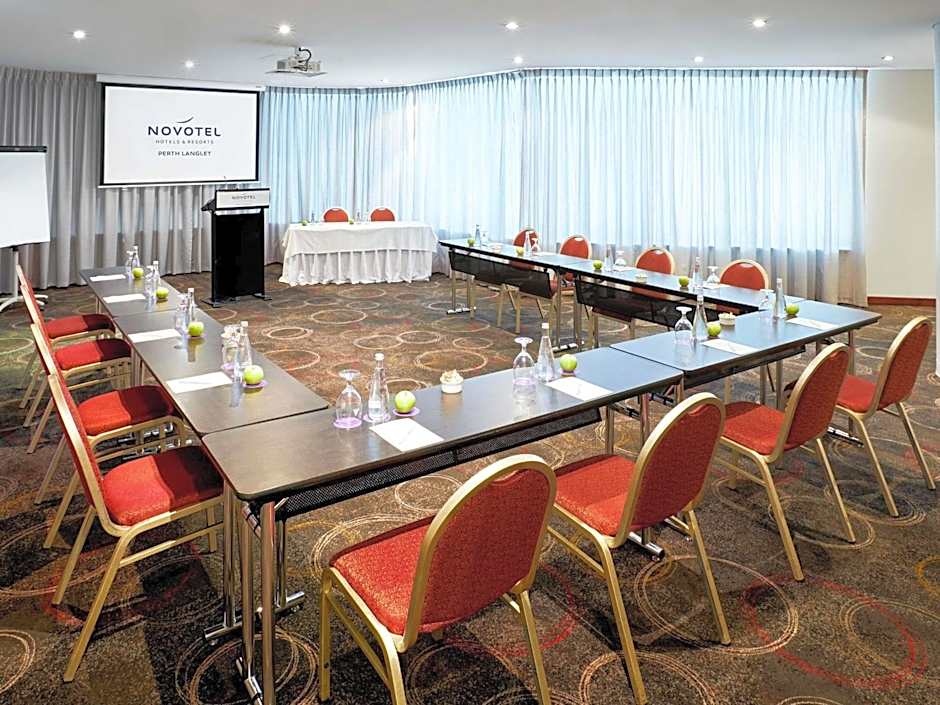 Novotel Langley Perth