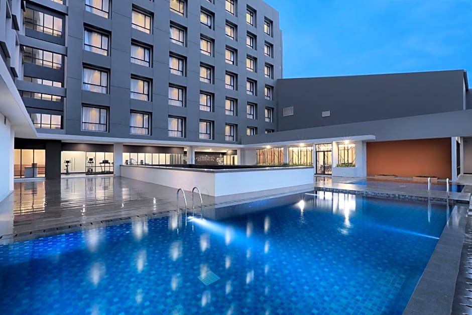 Harper Palembang by ASTON