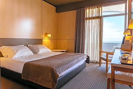 Double Room with Romantic Package