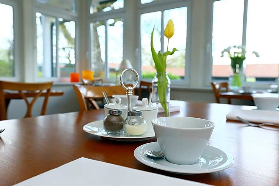 STADE LAND GOLF HOTEL Tiny Häuser