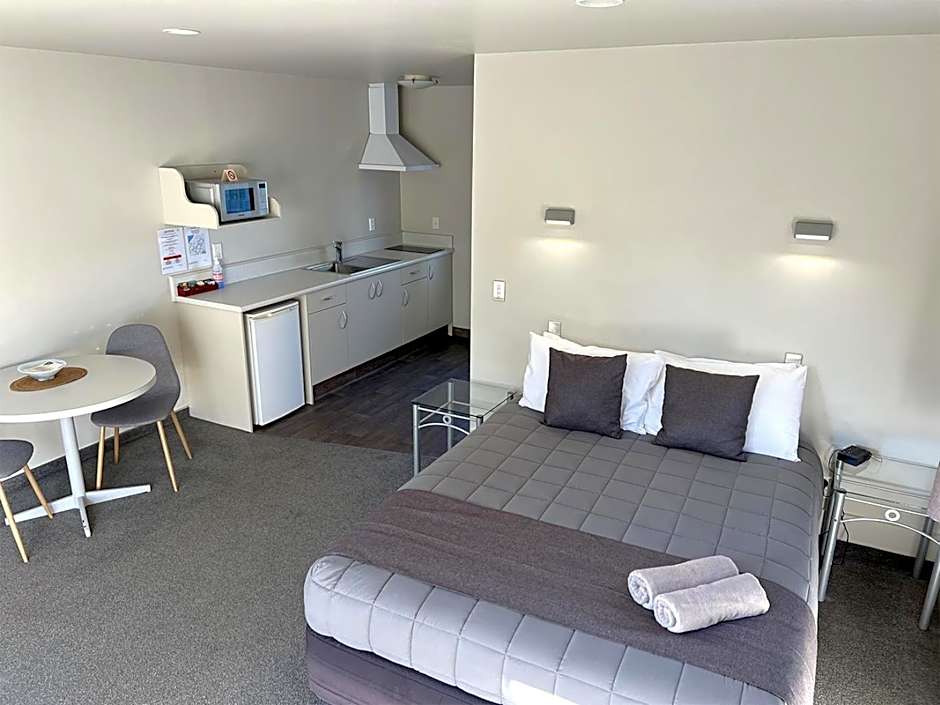 Jade Court Motor Lodge