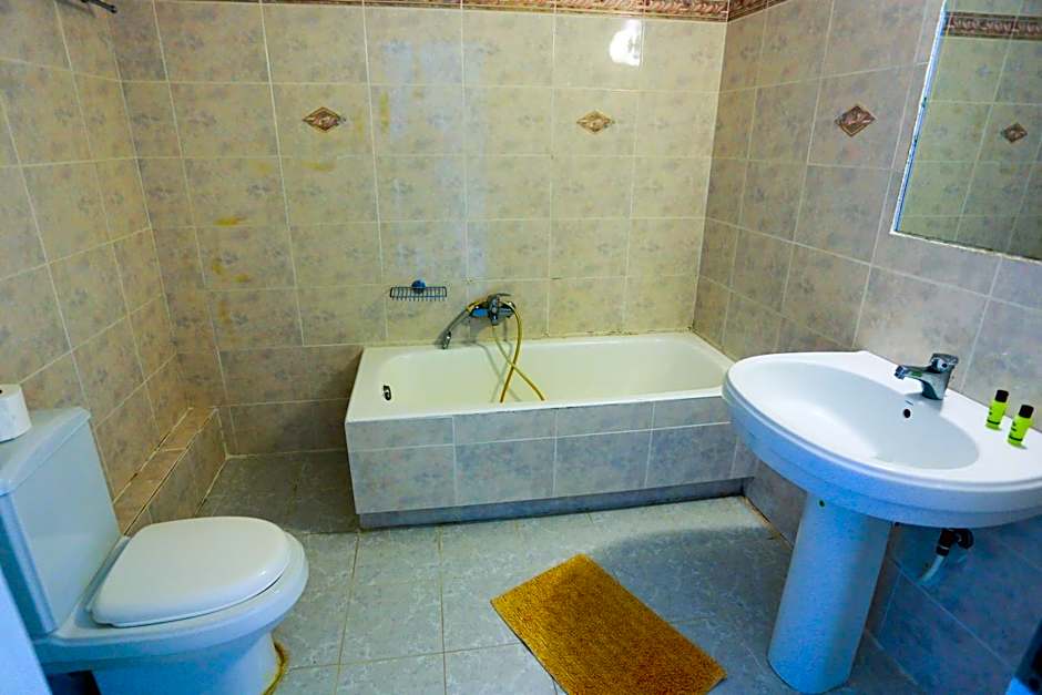 Amfitriti Hotel & Studios