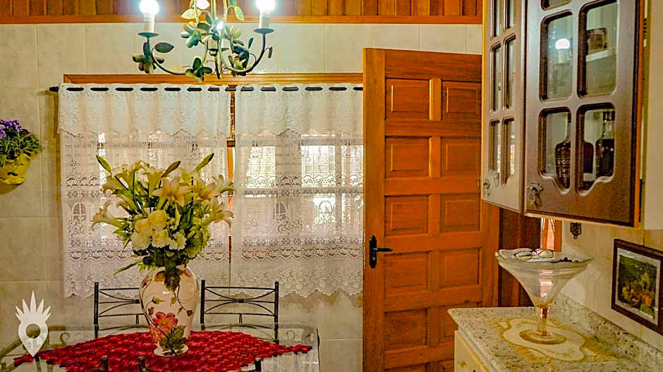 Casa Europeia com Lareira & Piscina em Indaiatuba