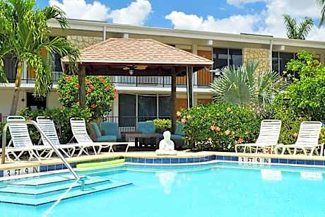 Dolphin Key Resort - Cape Coral
