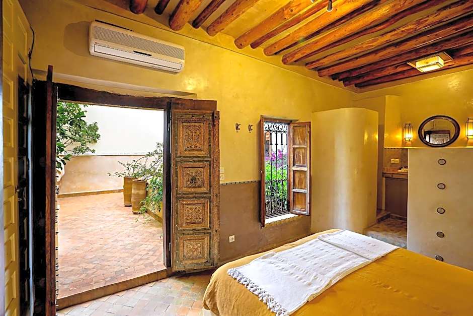 Riad 92 - Architect's Riad in the Exclusive Dar El Bacha