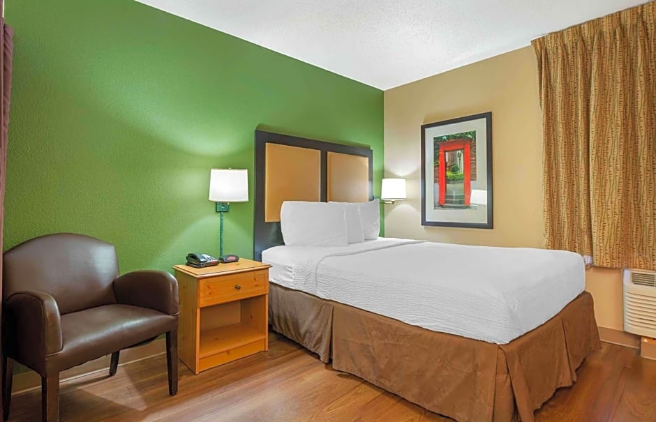 Extended Stay America Suites - Chicago - Schaumburg - Convention Center