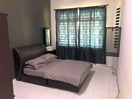 OYO Home 90359 Homestay Bandar Putra 2