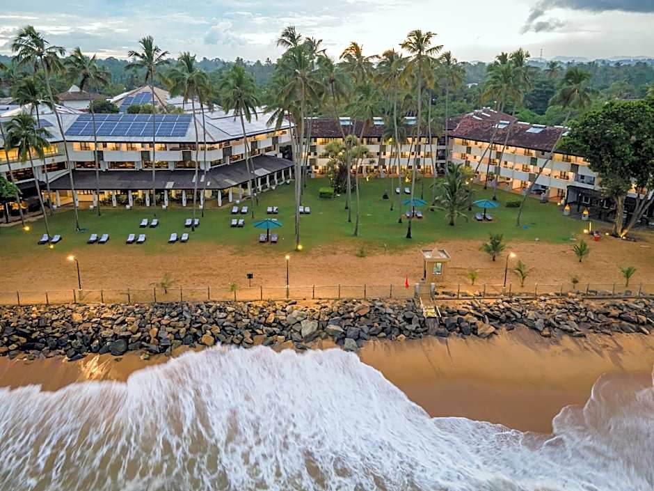 Tangerine Beach Hotel