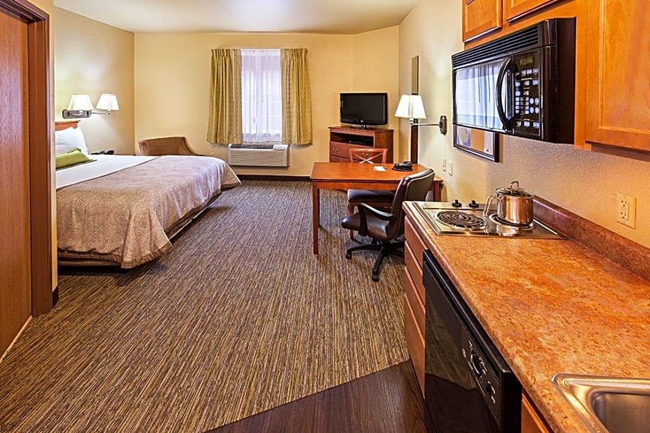 Candlewood Suites Tulsa