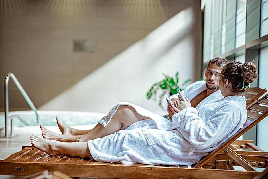 Akademia Hotel**** Balatonfured