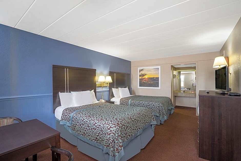 Days Inn by Wyndham Lincolnton