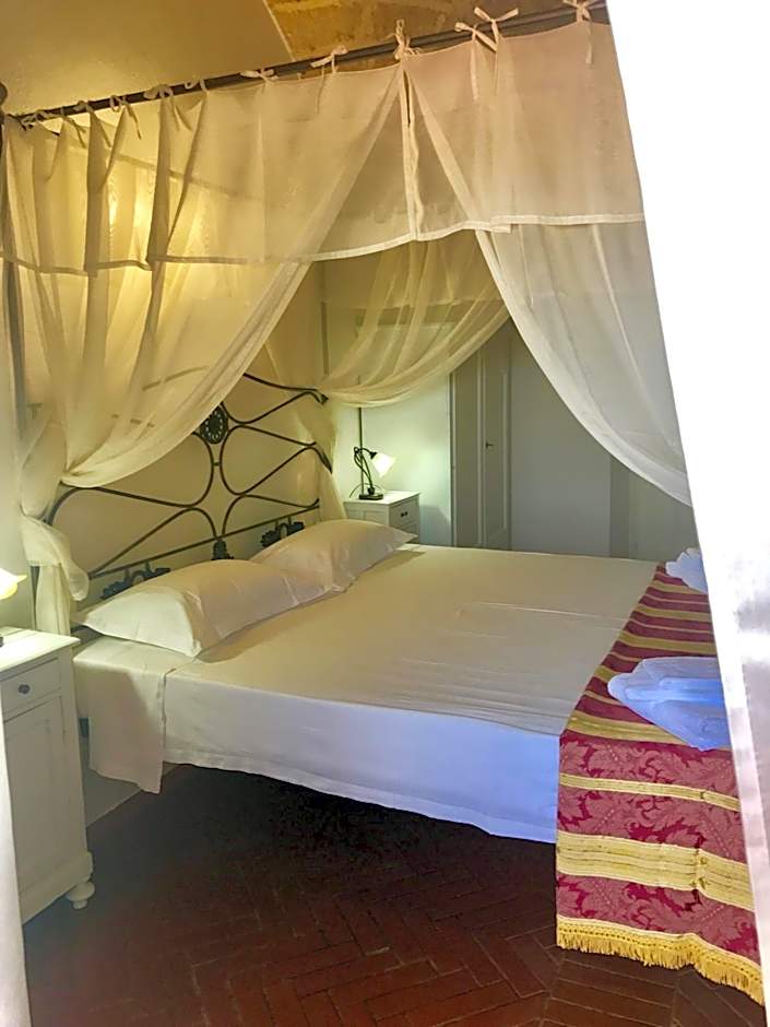 RELAIS MASSERIA CASINA DEI CARI