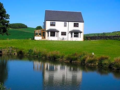 Balhousie Farm Bed and Breakfast