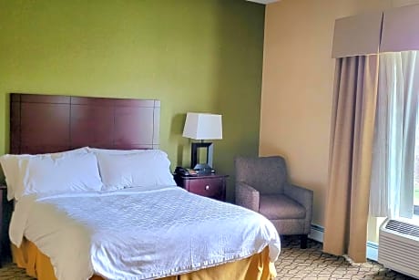 1 Queen Bed Non-Smoking