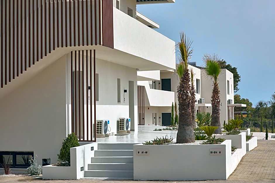 Casa Tsouka ApartHotel