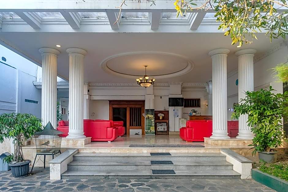 Urbanview Omah Pari Boutique Hotel