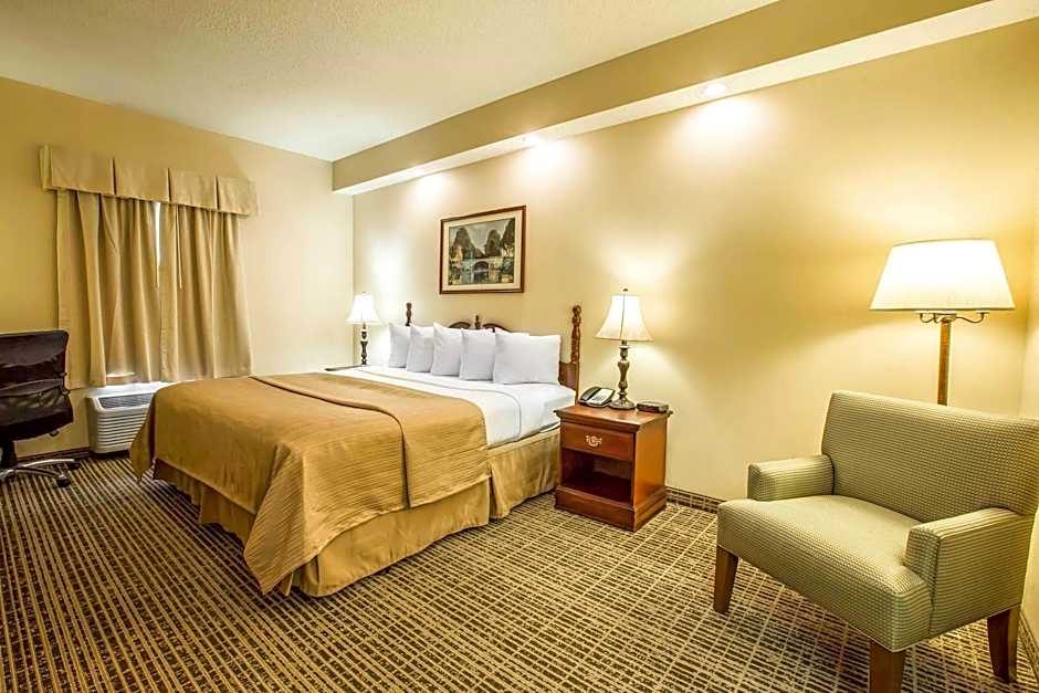 Quality Inn Greeneville - Tusculum