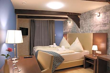 Comfort Triple Room with Shower