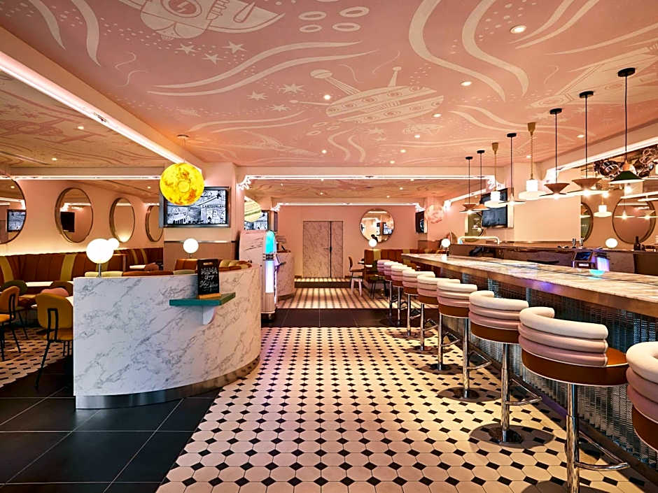 Mama Shelter Paris La Defense