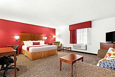 King Suite with Sofa Bed - Non-Smoking