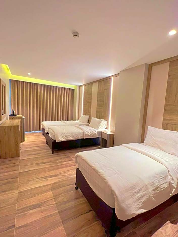 Mass Paradise Hotel