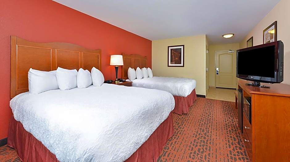Hampton Inn By Hilton Clinton
