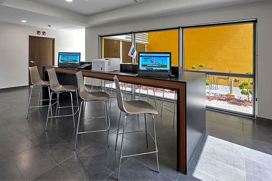 City Express by Marriott Monterrey Lindavista