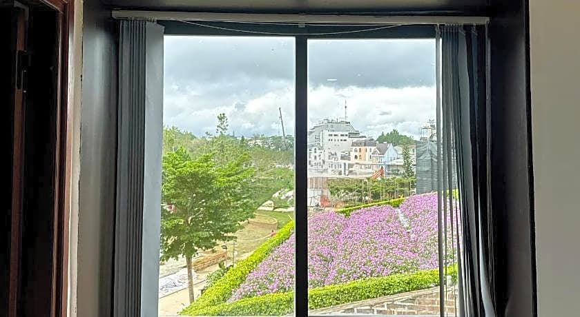 TTR  Rin Villa  & Hotel