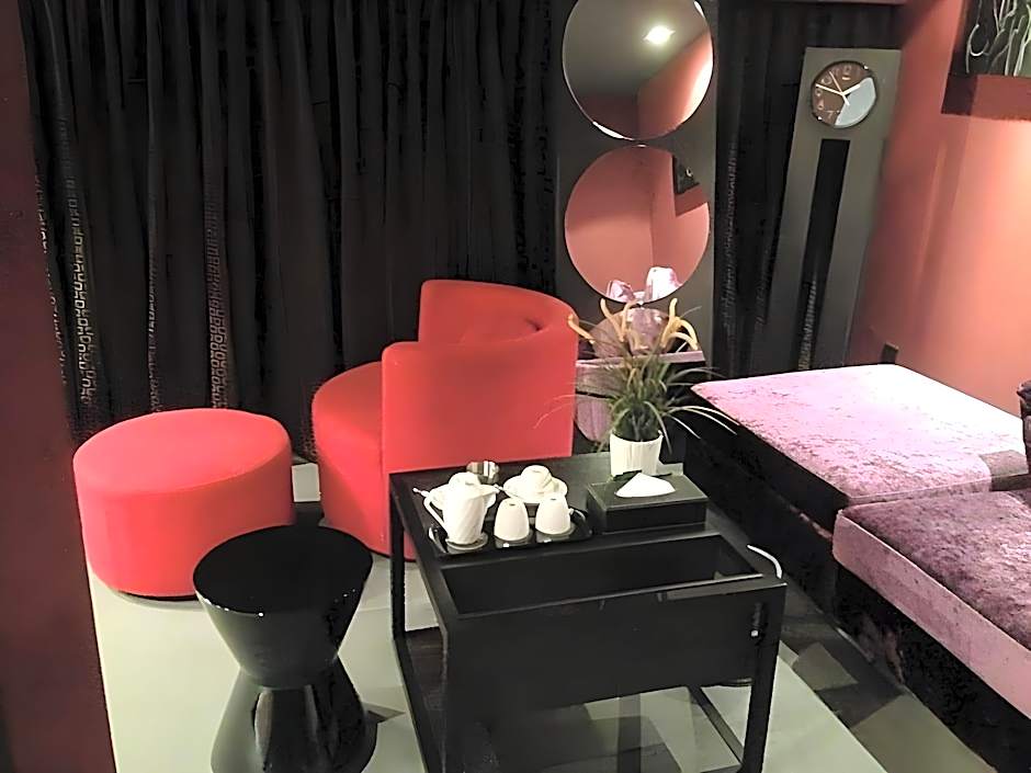 Housing International Hotel Qingdao