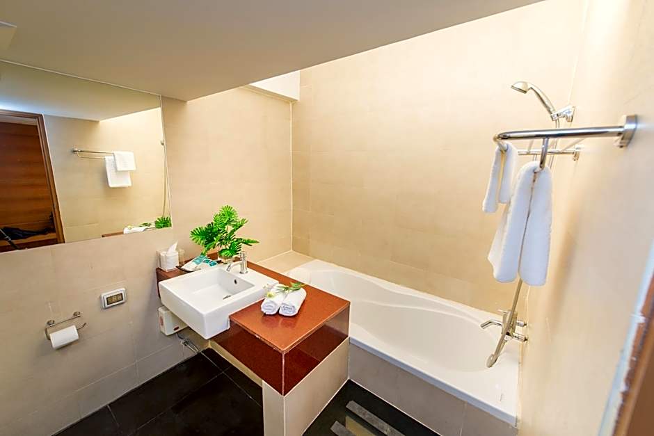 Laemtong Serviced Apartment