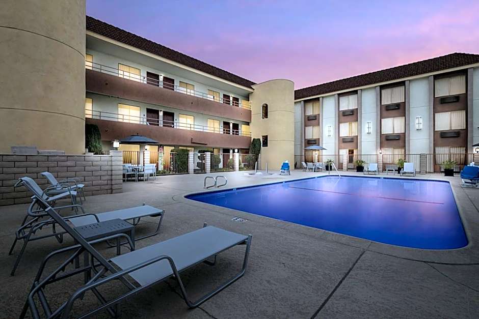 Best Western Norwalk Inn