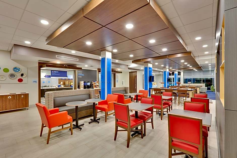 Holiday Inn Express & Suites Plano East By IHG