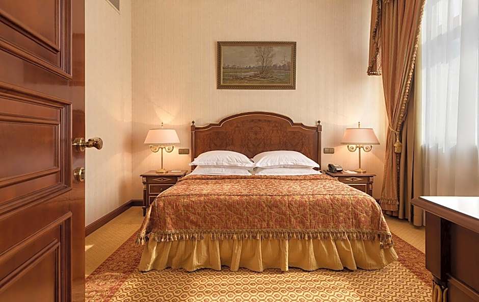 Premier Palace Hotel Kyiv