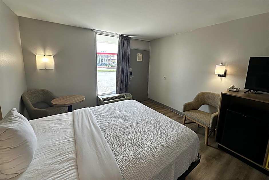Days Inn by Wyndham Adel