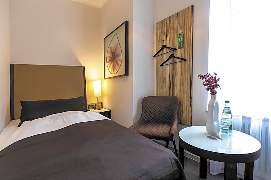 Hotel Garni " Am Domplatz"