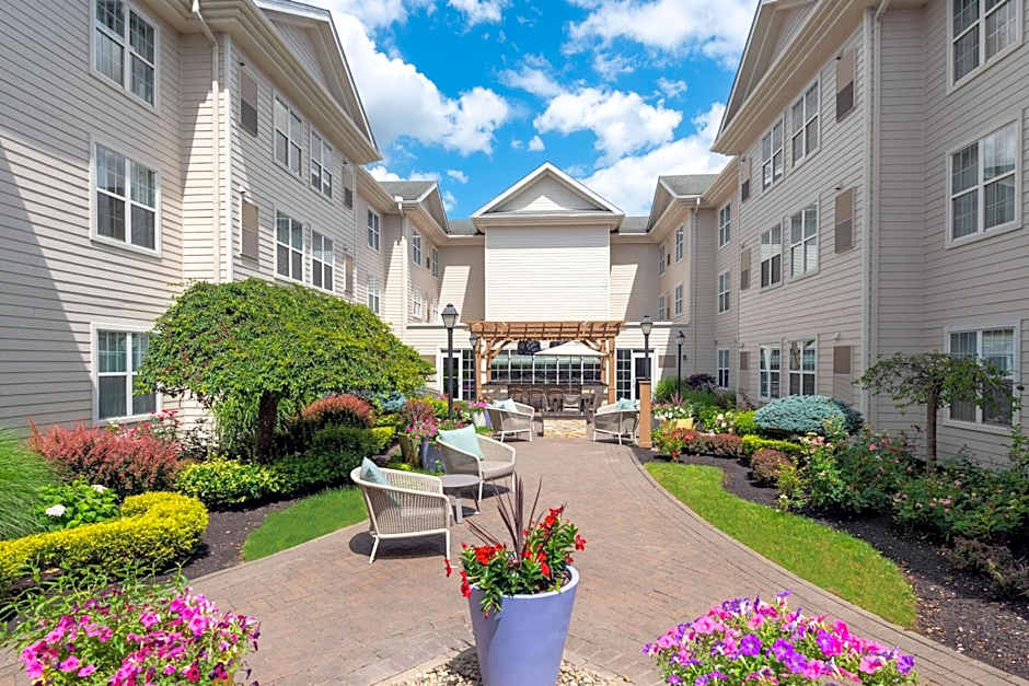 Homewood Suites By Hilton Buffalo-Airport