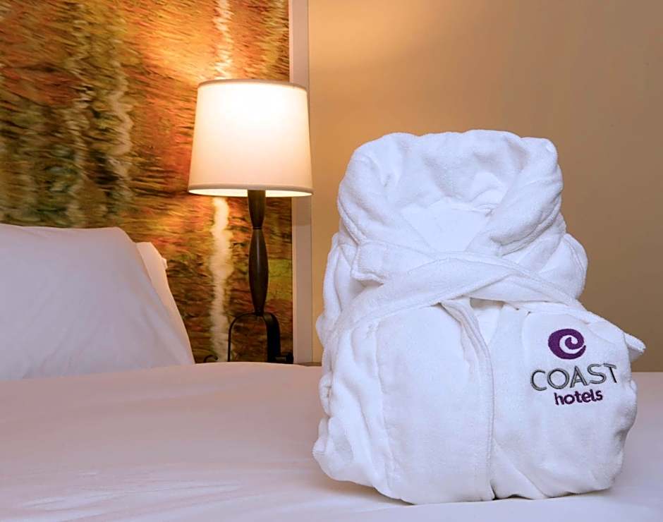 Coast Canmore Hotel & Conference Centre