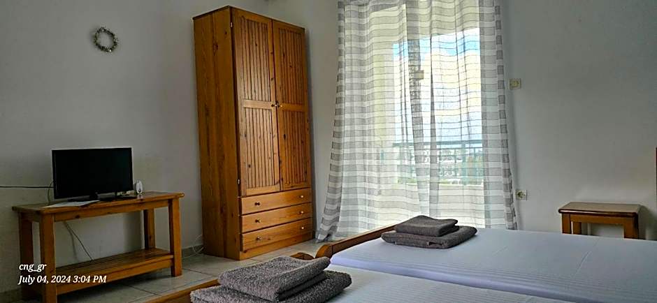 Ero Aegina Hospitality