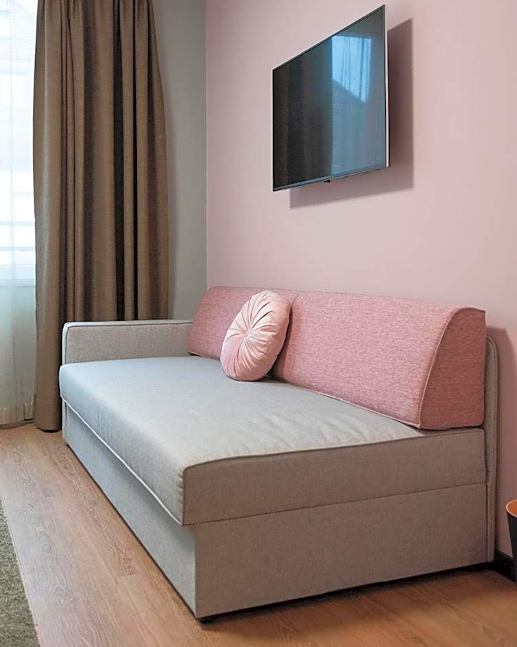 KOOS Hotel&Apartments