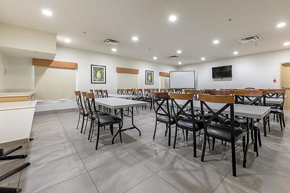 Ramada Limited Golden