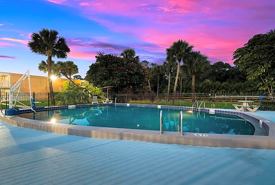 Red Roof Inn Vero Beach - I-95