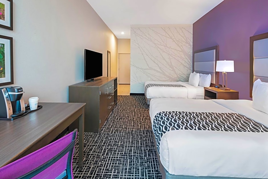 La Quinta Inn & Suites by Wyndham McAllen La Plaza Mall