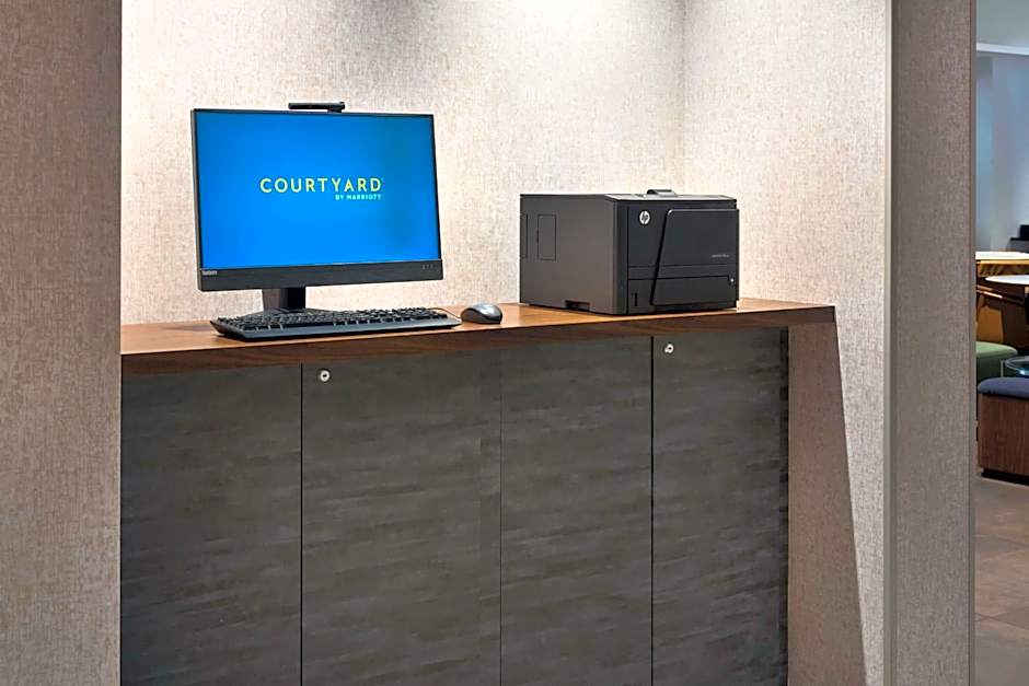 Courtyard by Marriott New Orleans Metairie