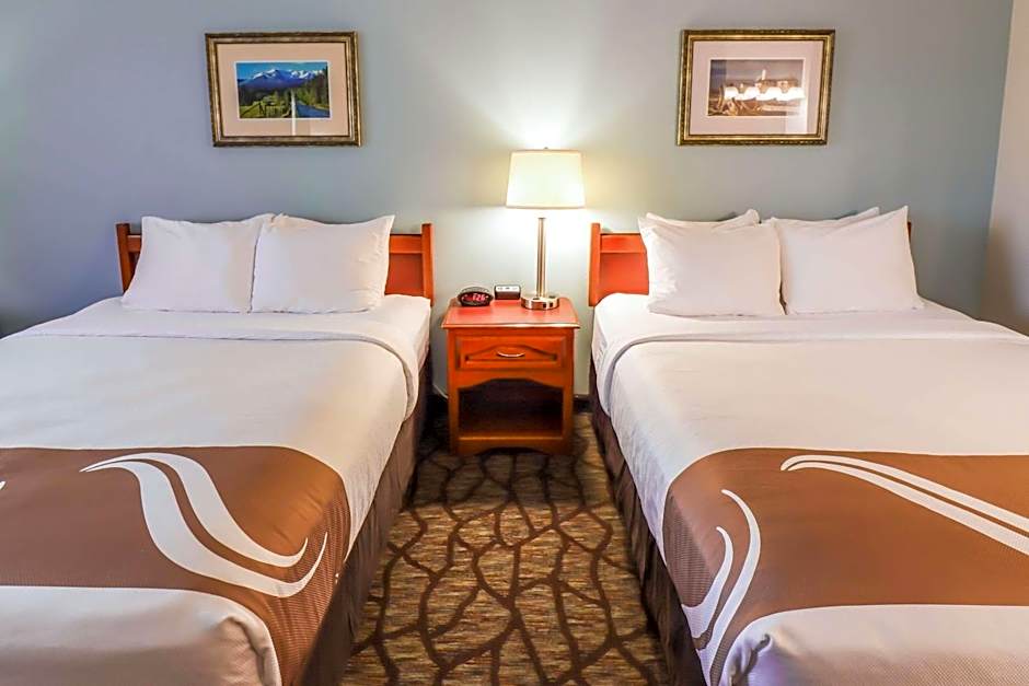 Quality Inn & Suites Sequim at Olympic National Park