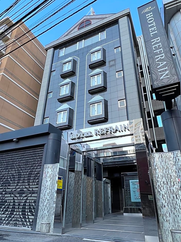 HOTEL REFRAIN