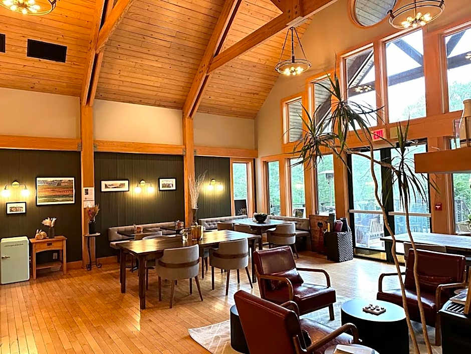 Minnewaska Lodge