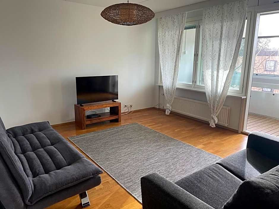 Helsinki Area Apartment 15 Min to Airport With Own Parking Lot