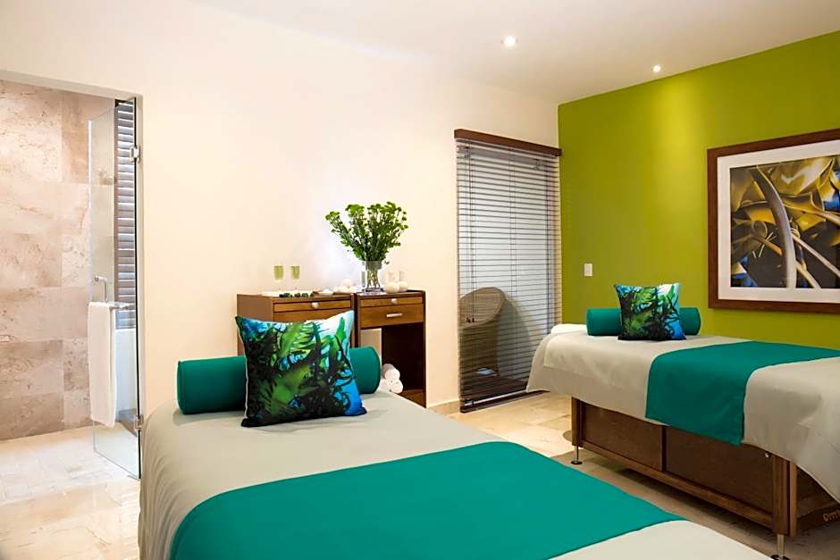 Crown Paradise Golden All Inclusive Adults Only