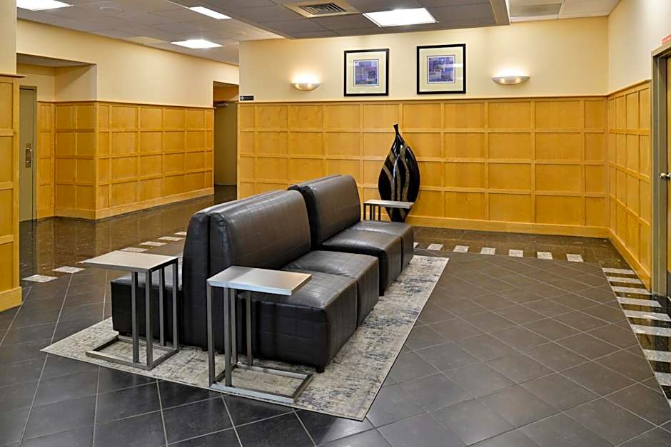 Hawthorne Inn & Conference Center