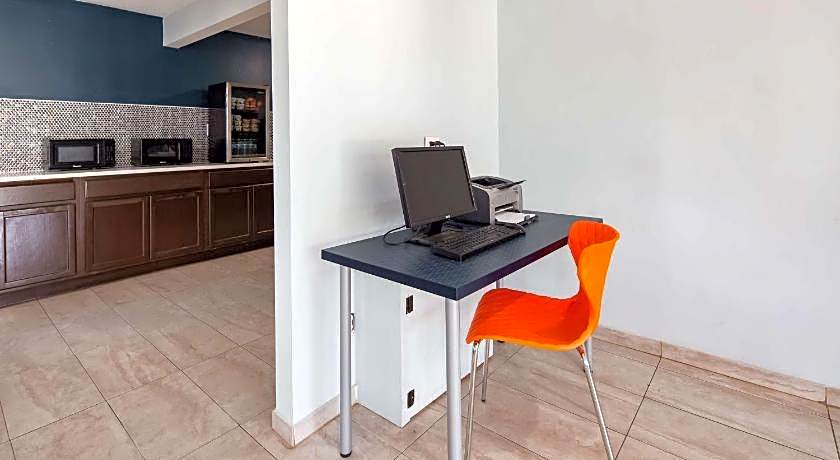 SureStay Hotel by Best Western Olathe